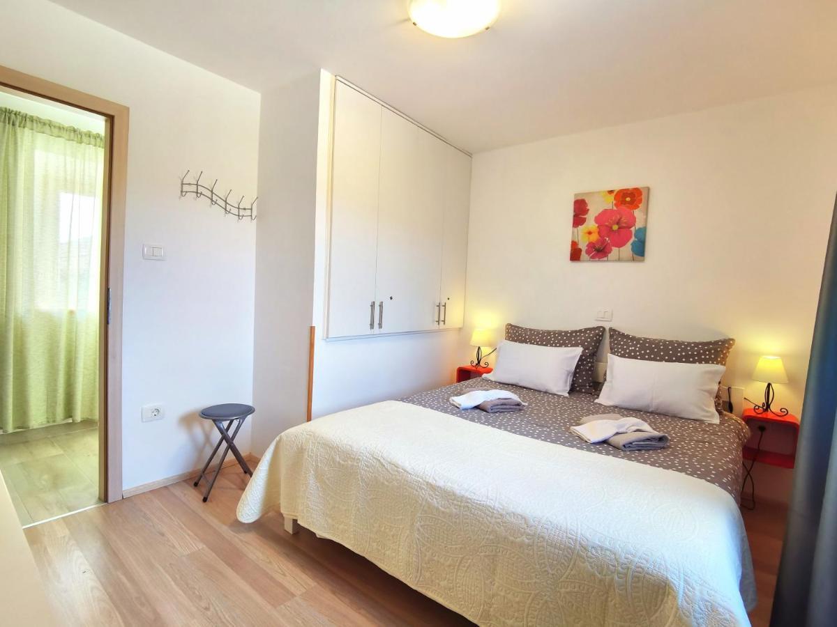 Jasmina Apartment Hum Exteriér fotografie